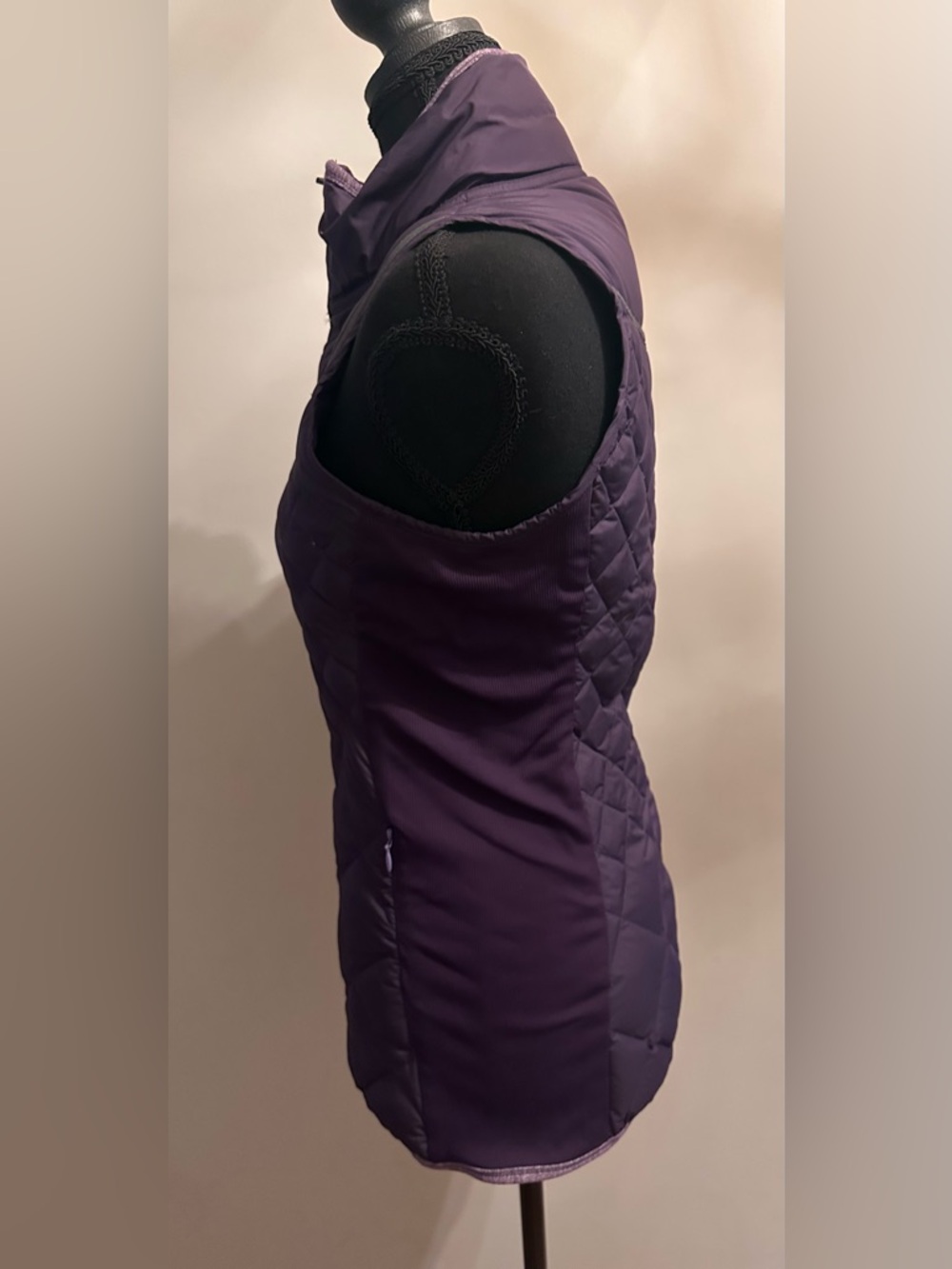 Lululemon Fluff Off Vest-Down Filled-Zinfandel - Picture 2 of 7